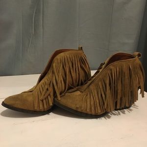 Coconuts by Matisse fringe western bootie